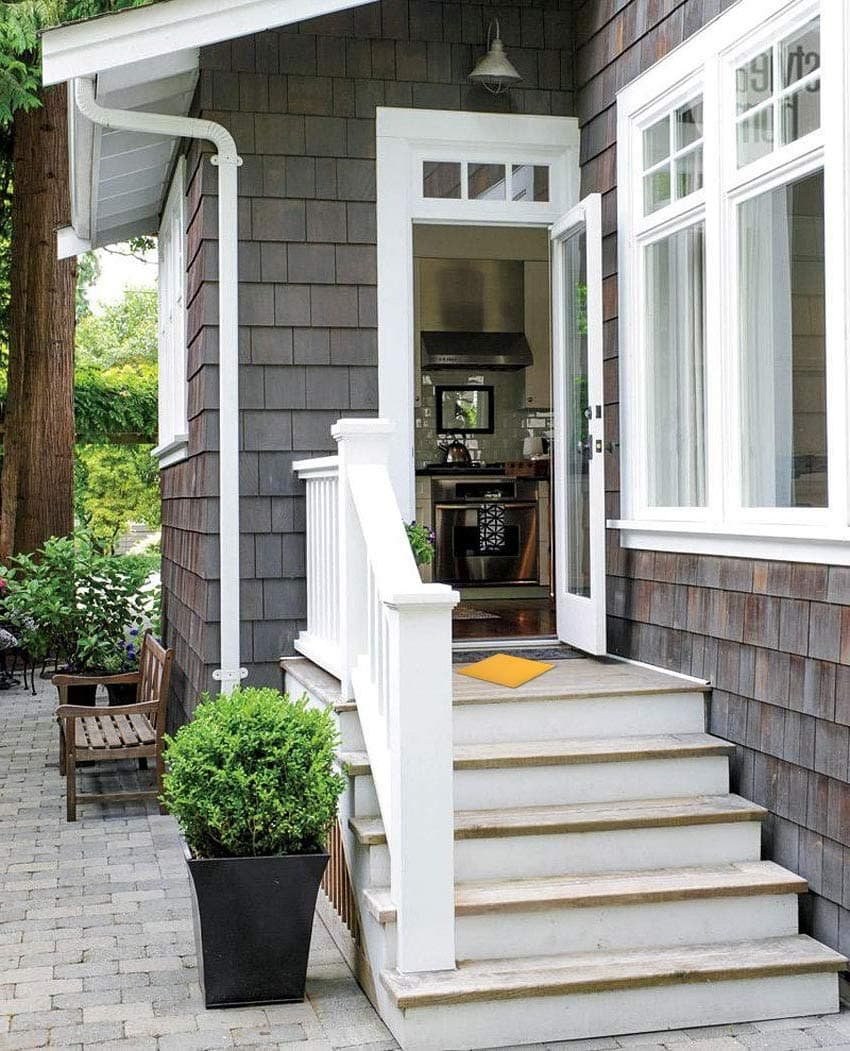 Обустройство крыльца