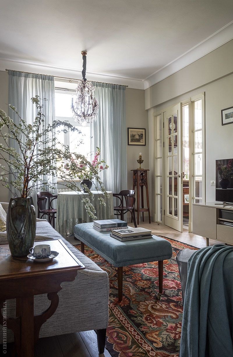 Сталинский Ампир в современном интерьере