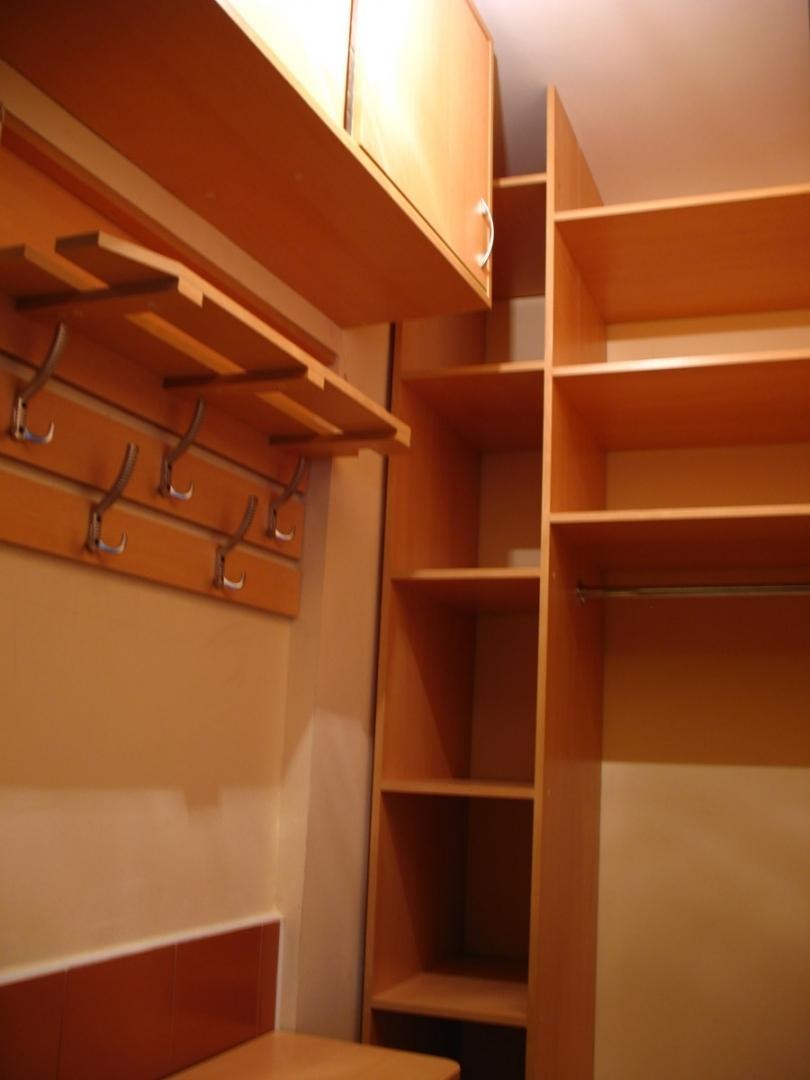 Кладовка узкая маленькая