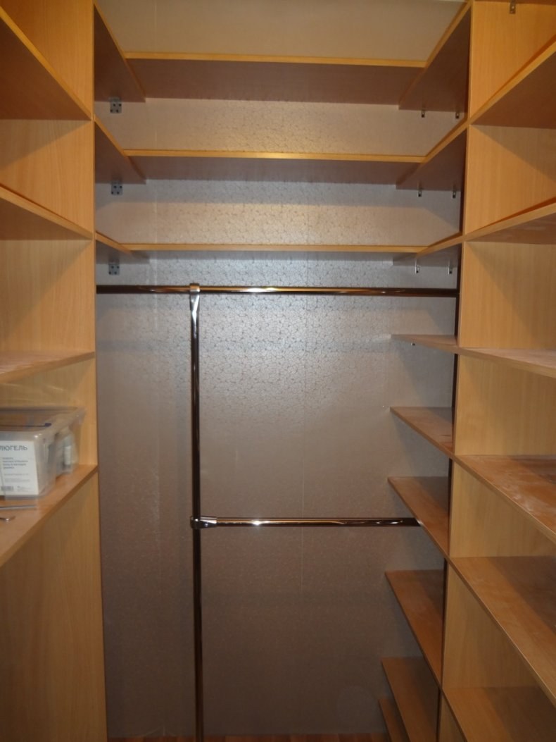 Маленькая гардеробная