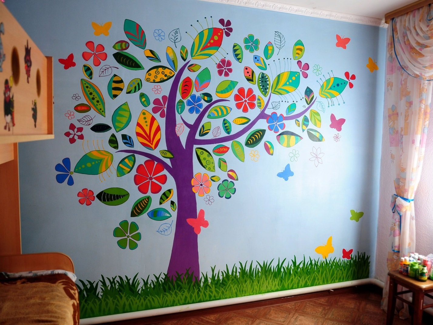 Идеи для дерева на стене в интерьере помещения: объемное или нарисованное пошагово