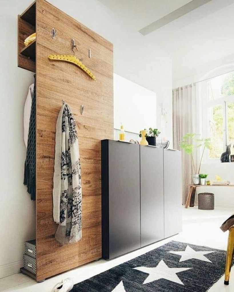 Практичная прихожая