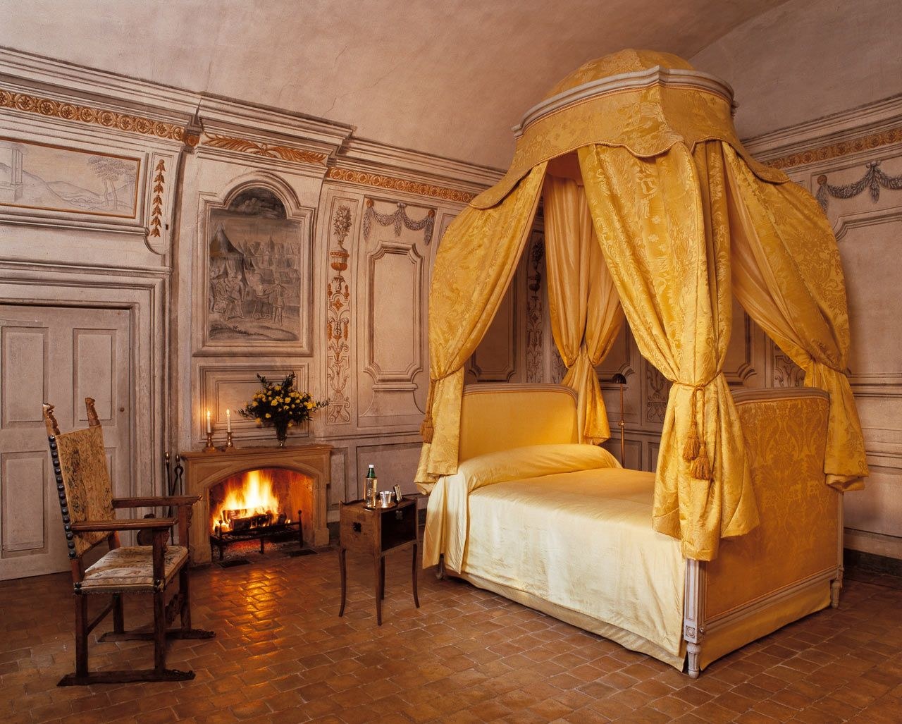Отель во Франции 18 век