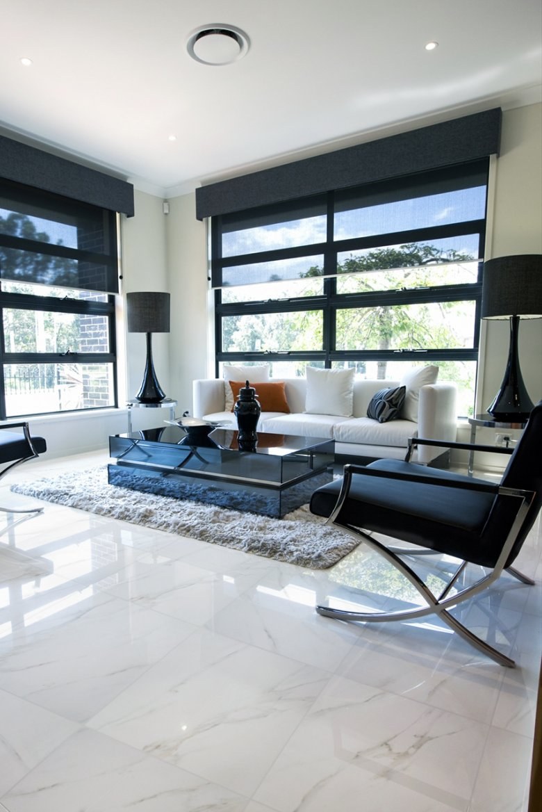 Белый глянцевый наливной пол