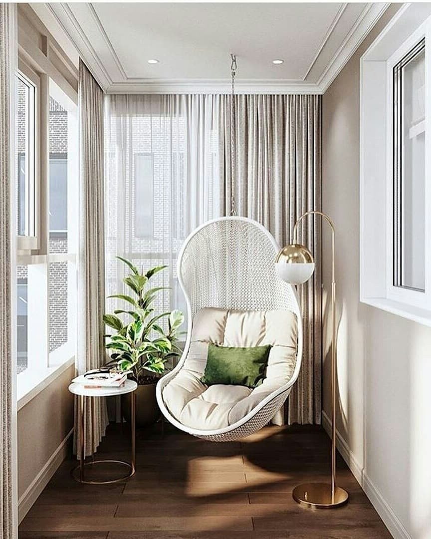 Подвесное кресло на лоджии