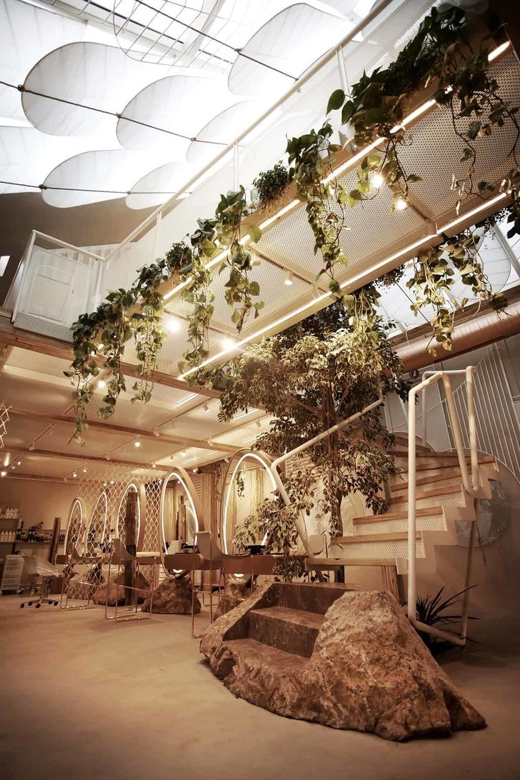 Необычный интерьер парикмахерской