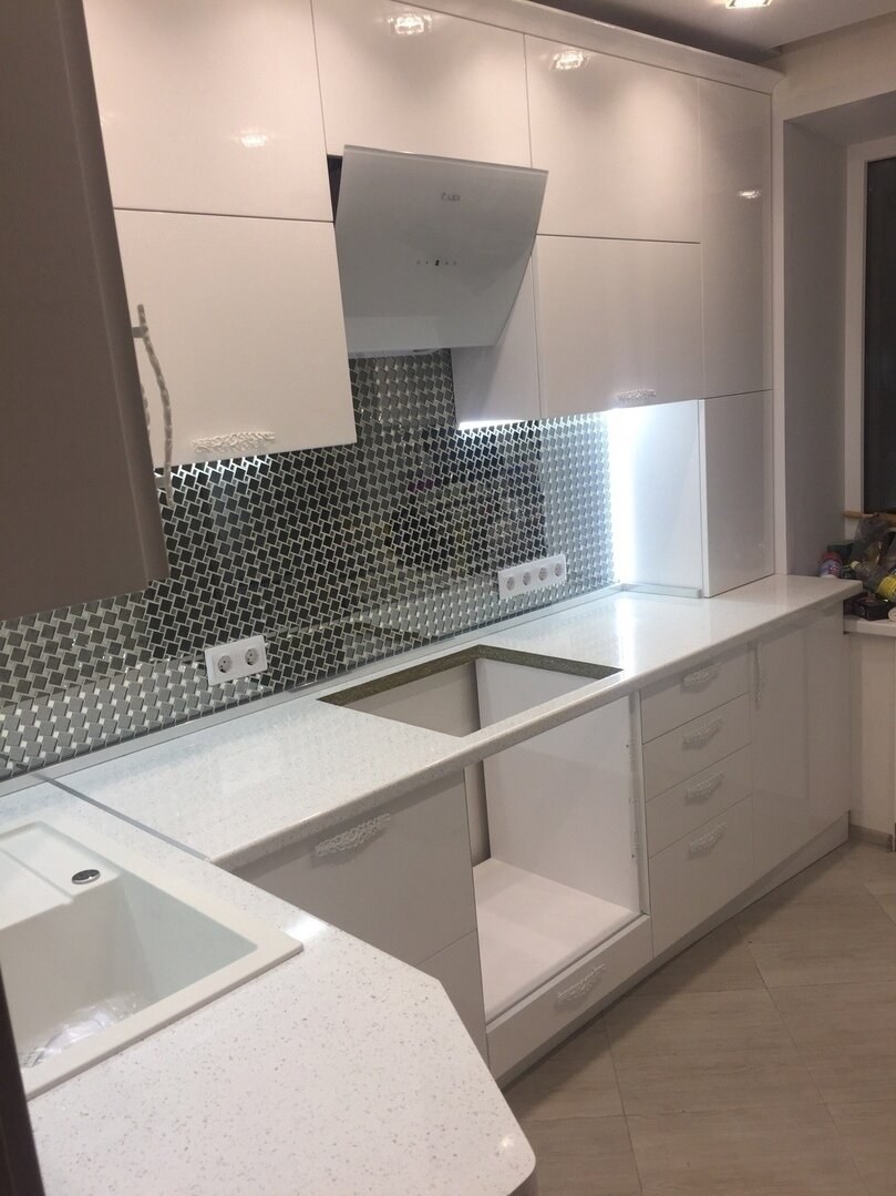 Белые кухни