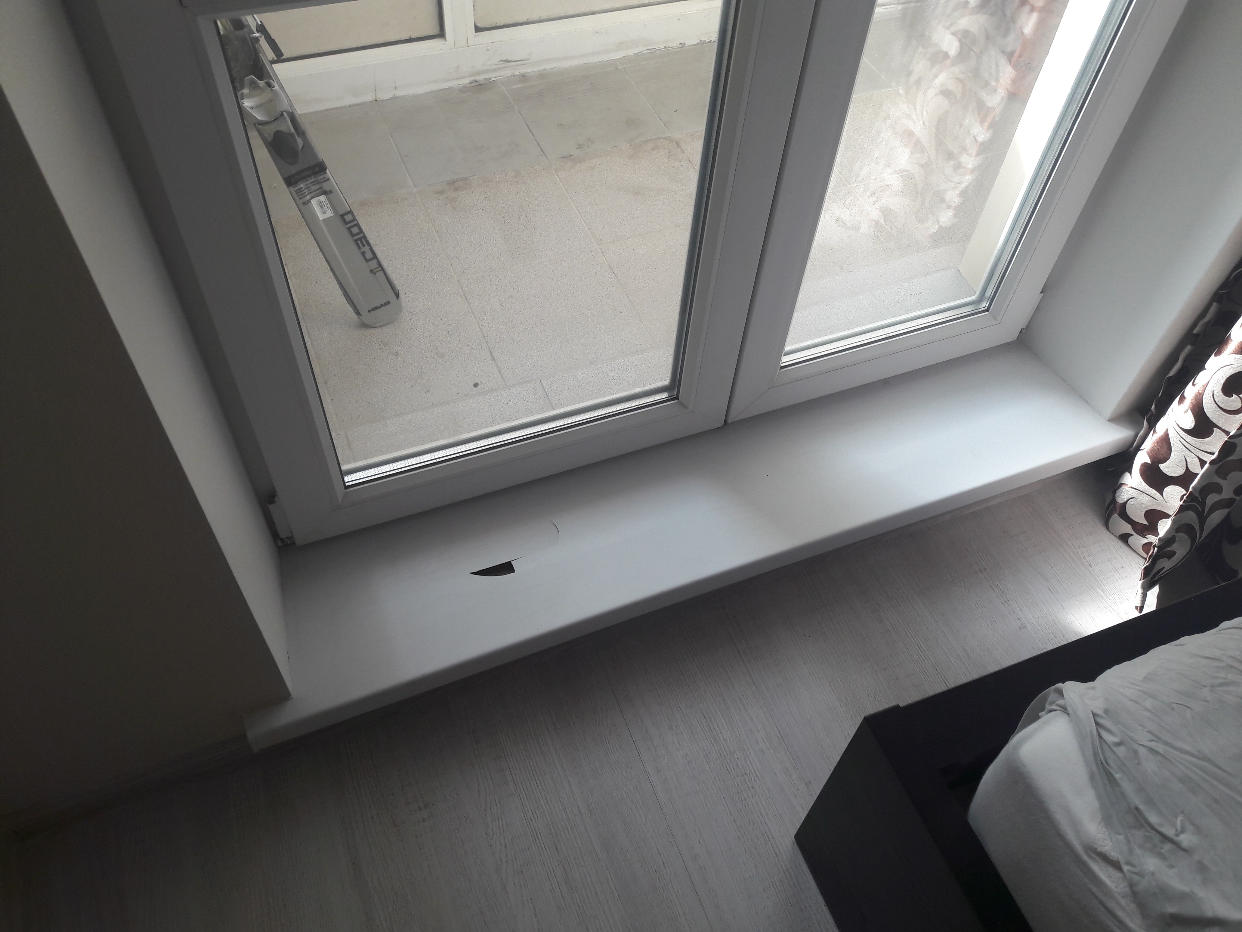 окна без подоконников в интерьере квартиры