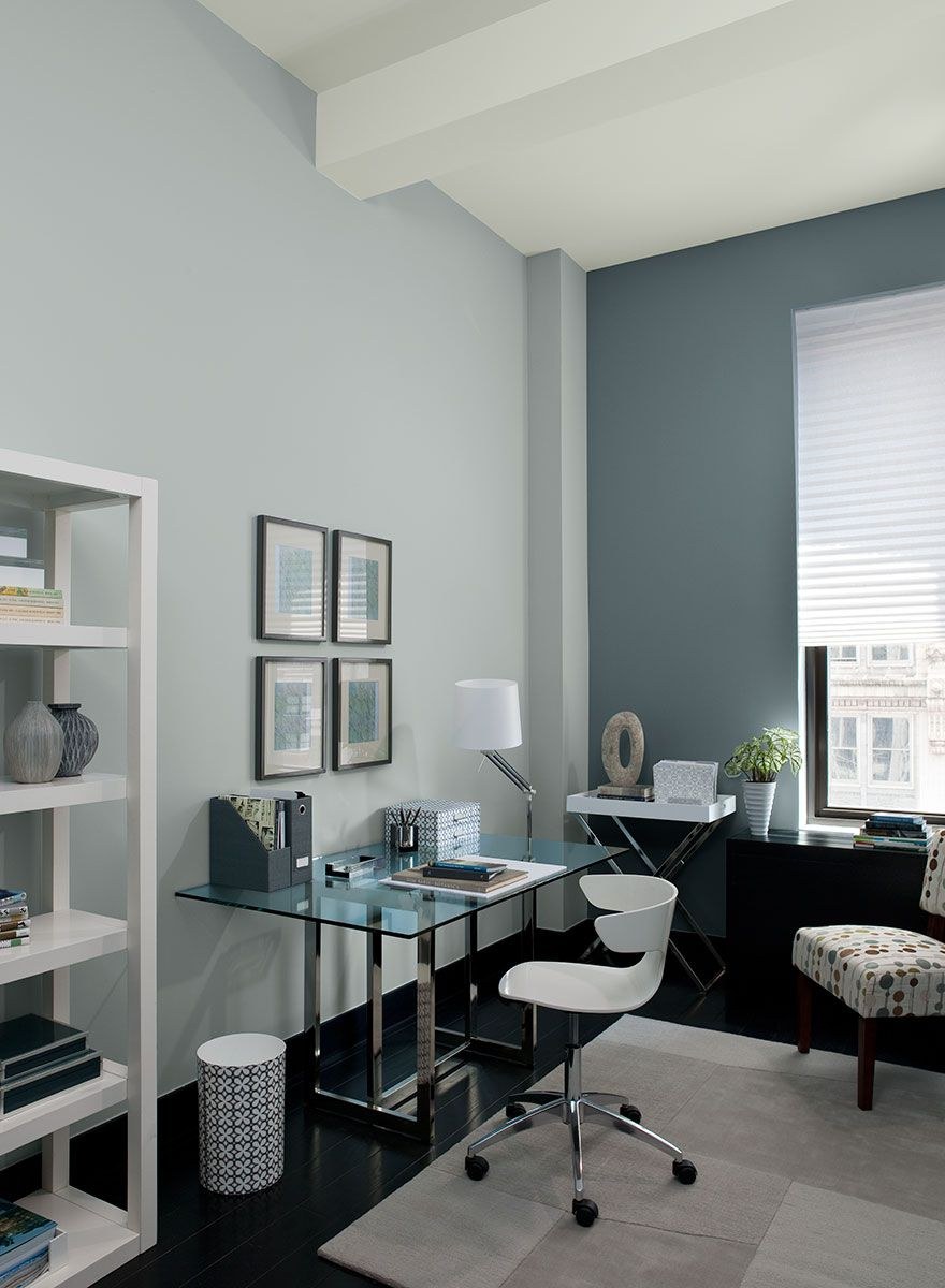 Paint office. 2111-60 Benjamin Moore. Цвет стен в офисе. Офис в пастельных тонах. Голубой цвет стен в офисе.