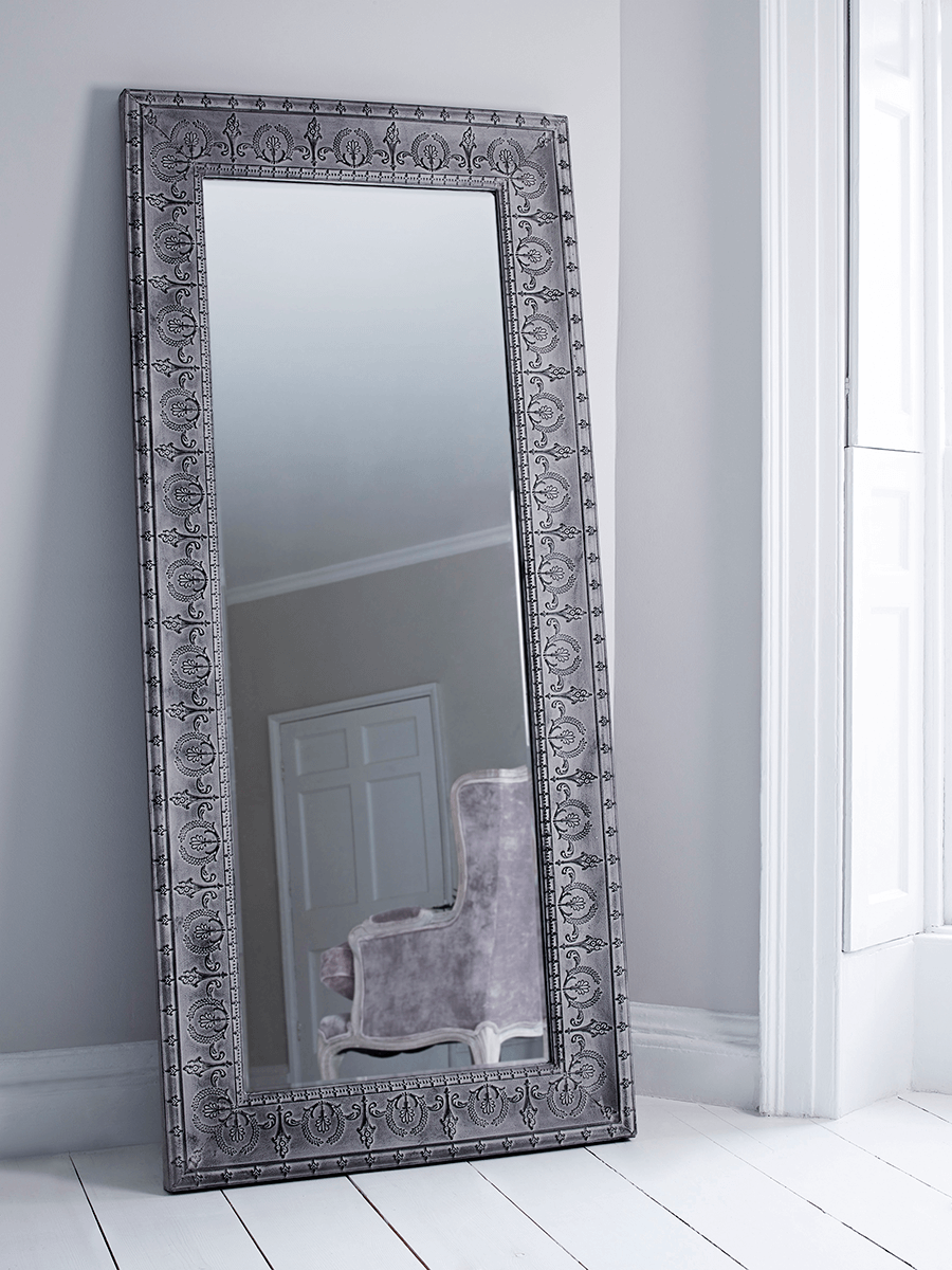 Зеркала в раме в спб. Зеркало икеа 103.692.57. Зеркало Burgio Mirror. Зеркало в багете в интерьере. Рамка для зеркала.