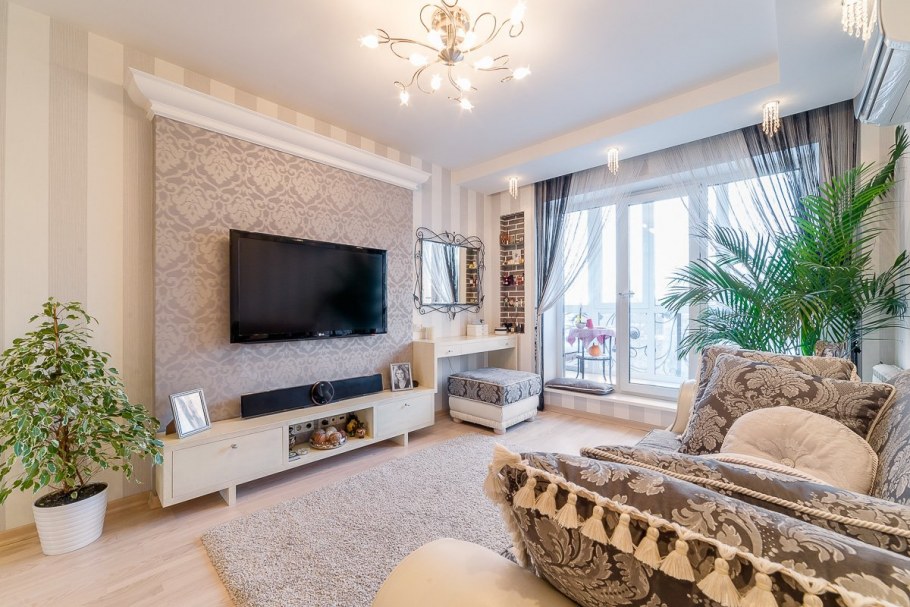 Красивая уютная гостиная в квартире