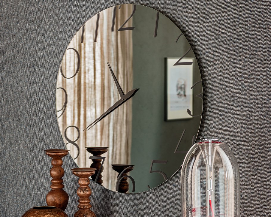 Часы Cattelan Italia moment