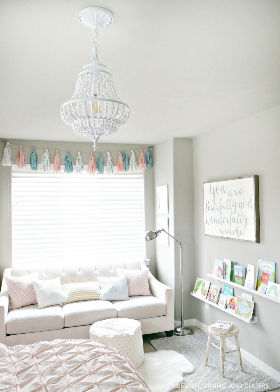 Люстра в комнату подростка девочки