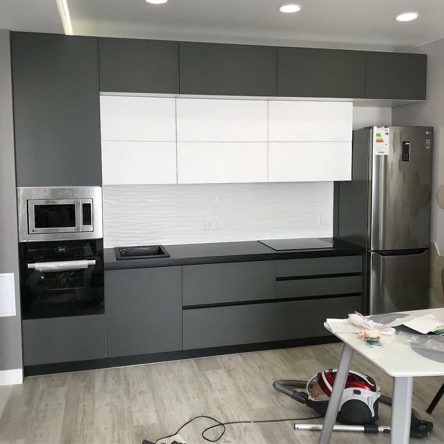 Кухонный гарнитур хайтек