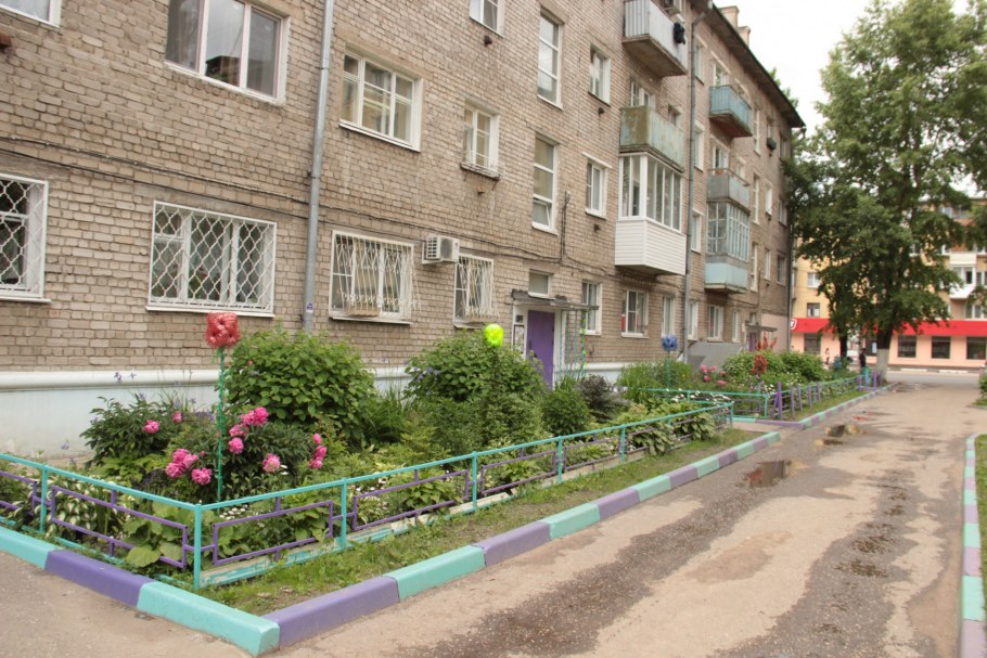 Озеленение дворов Новосибирска