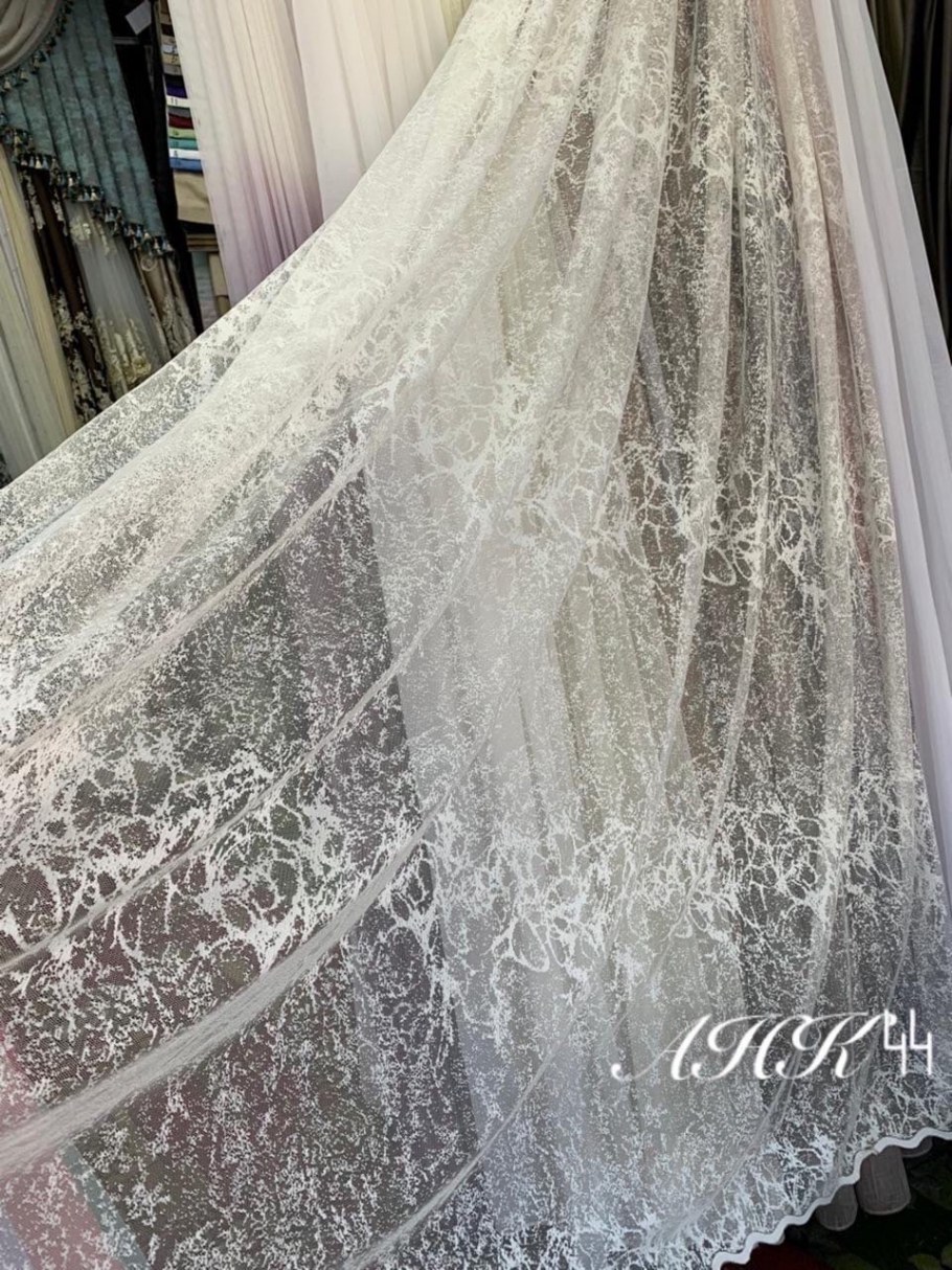 Бронзовая тюль