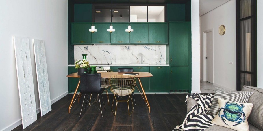 Кухня в цвете Форест Грин