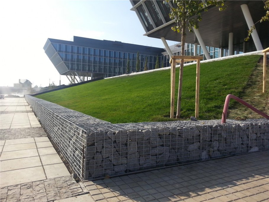 Габионы на набережной