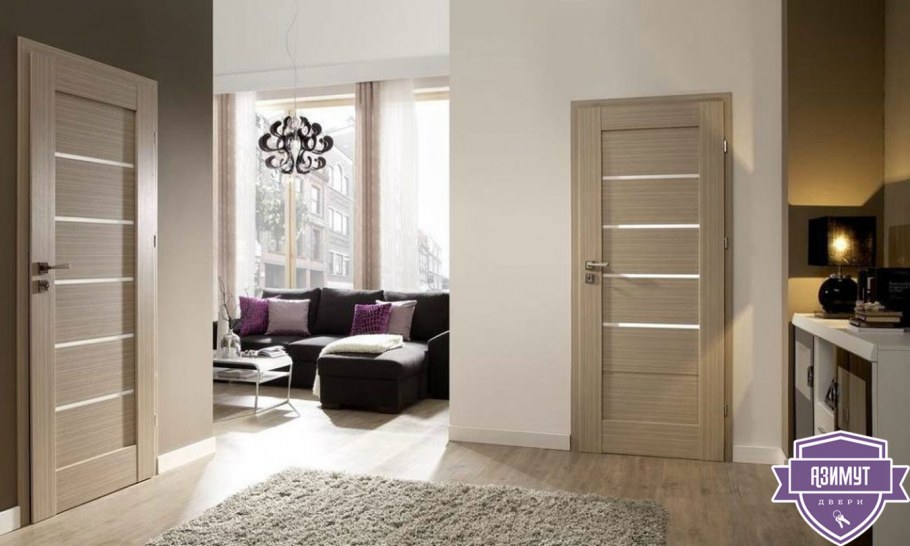 Светлые двери в интерьере