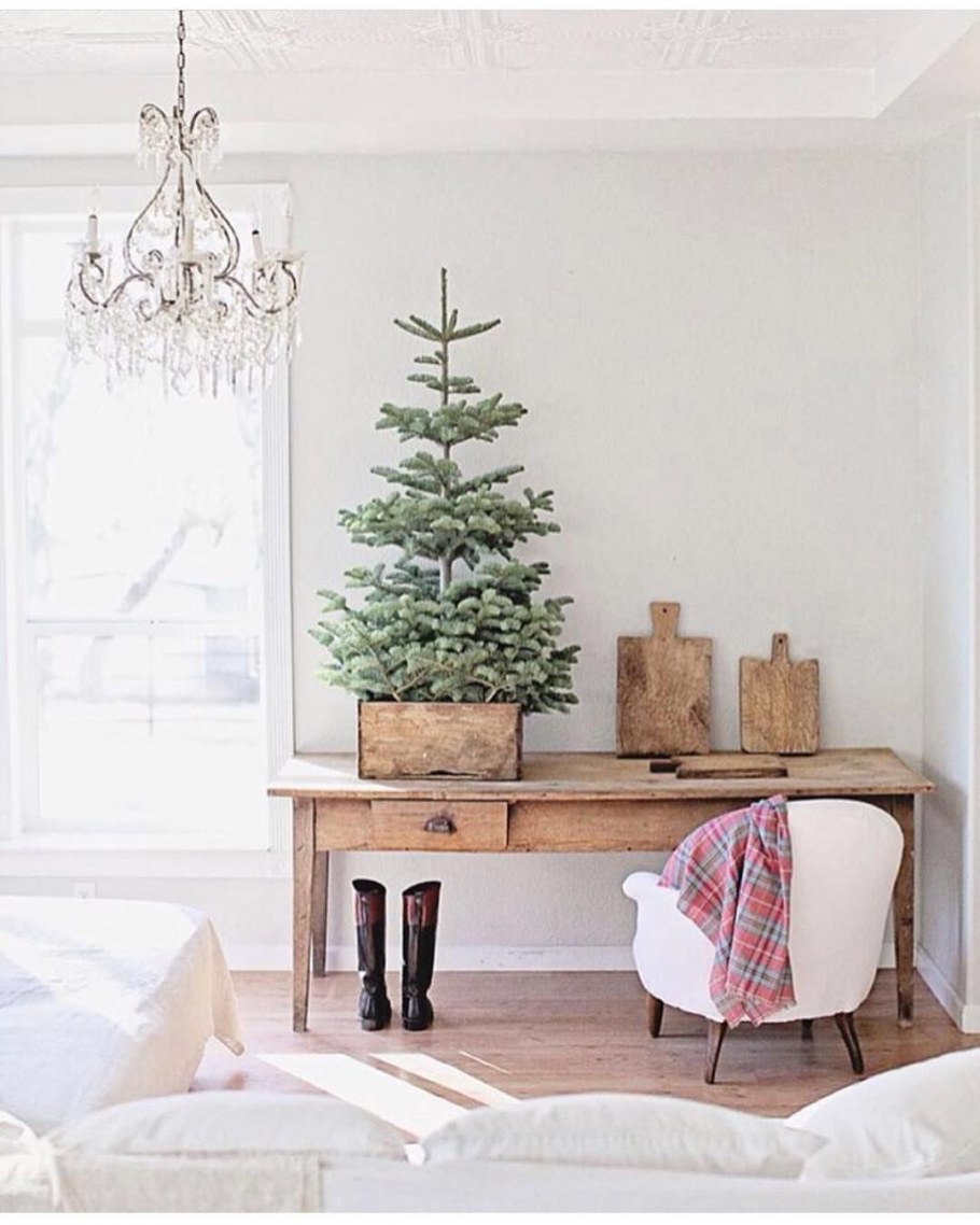 Новогодний декор в скандинавском стиле