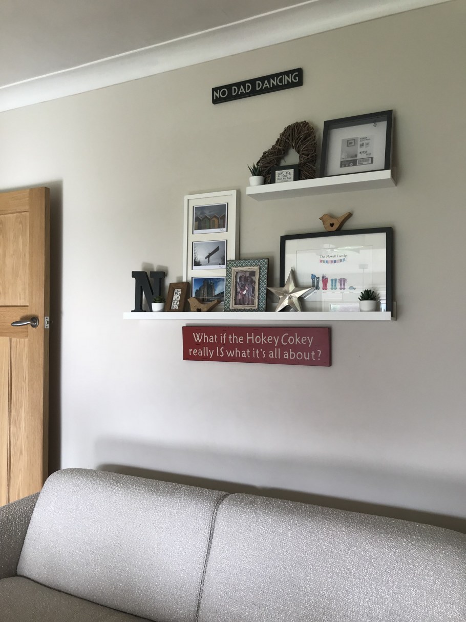 Mosslanda ikea полка