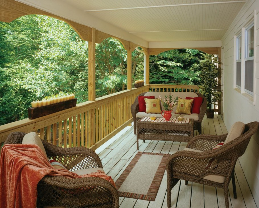 Летняя веранда деревянная