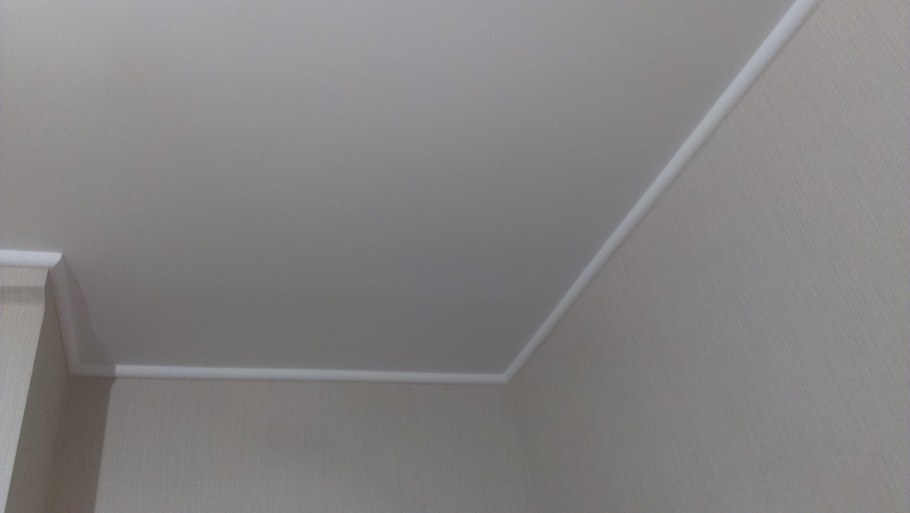 Маскировочная лента для натяжного потолка