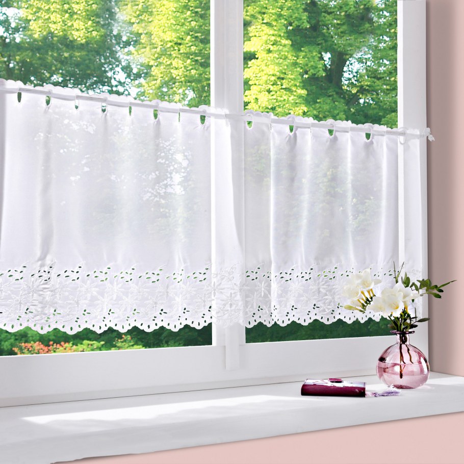 Кухонные занавески в деревенском стиле