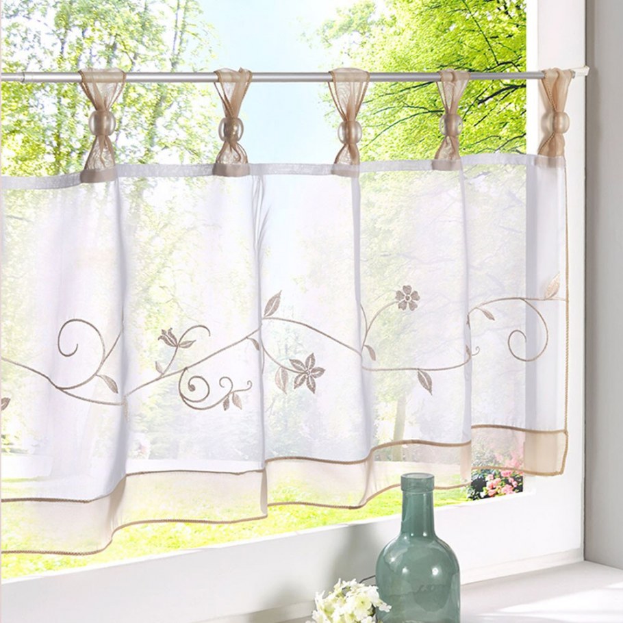 Кружевные шторки на окна