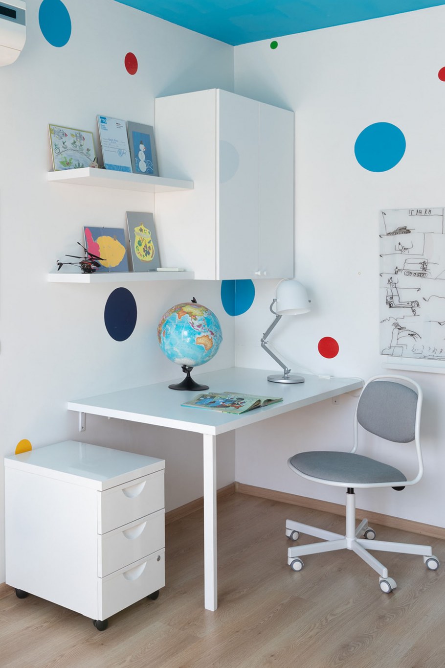 Икеа ЛИННМОН стол для двоих детей