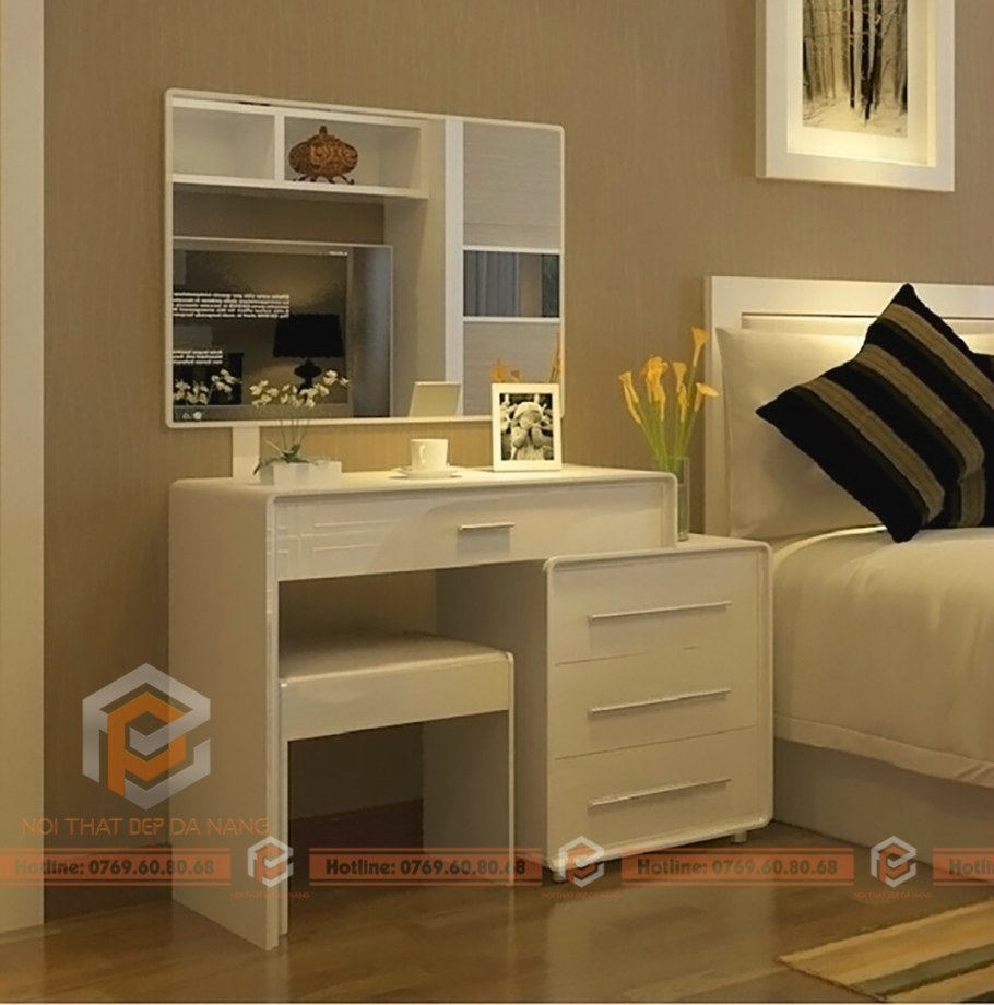 Комод с выдвижным столиком