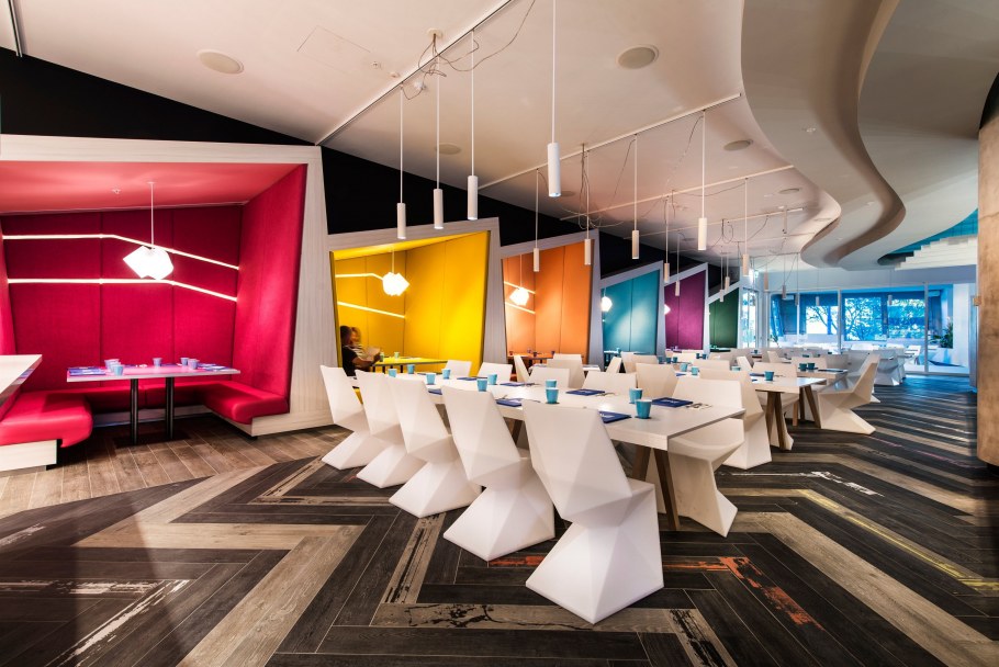 Лаунж зона в ресторане