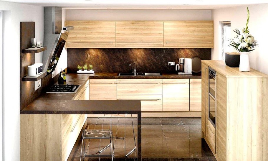 Кухня белый глянец и светлое дерево