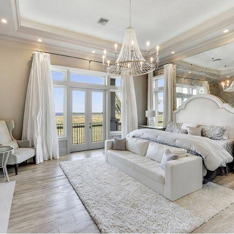 Спальня с красивым видом