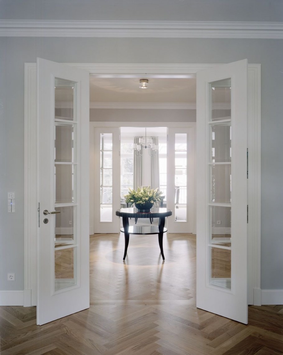 Двери в гостиную двойные