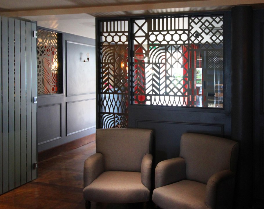 Металлические перегородки в интерьере