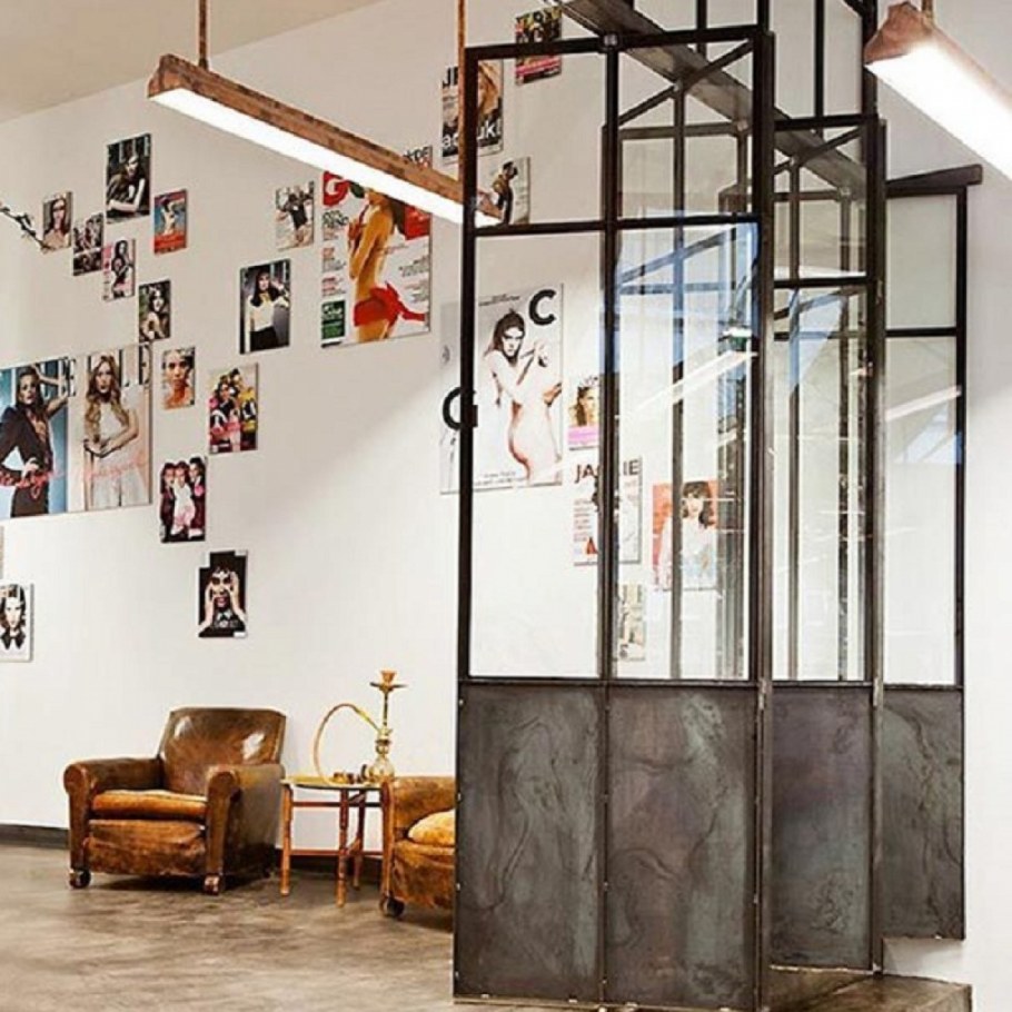 Рабица в интерьере