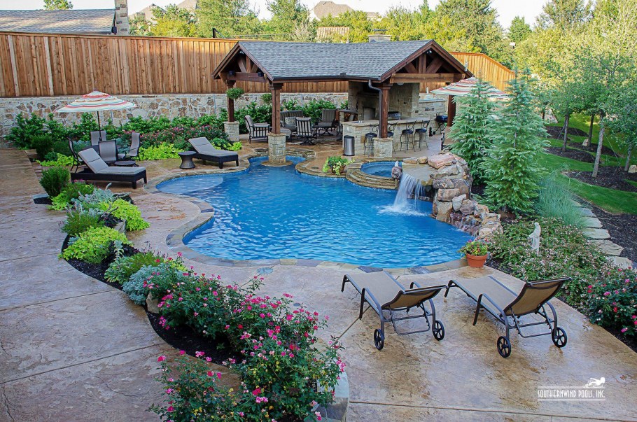 Ландшафт с бассейном и беседкой