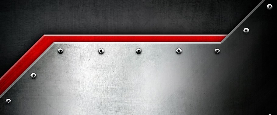 Лист металла с заклепками