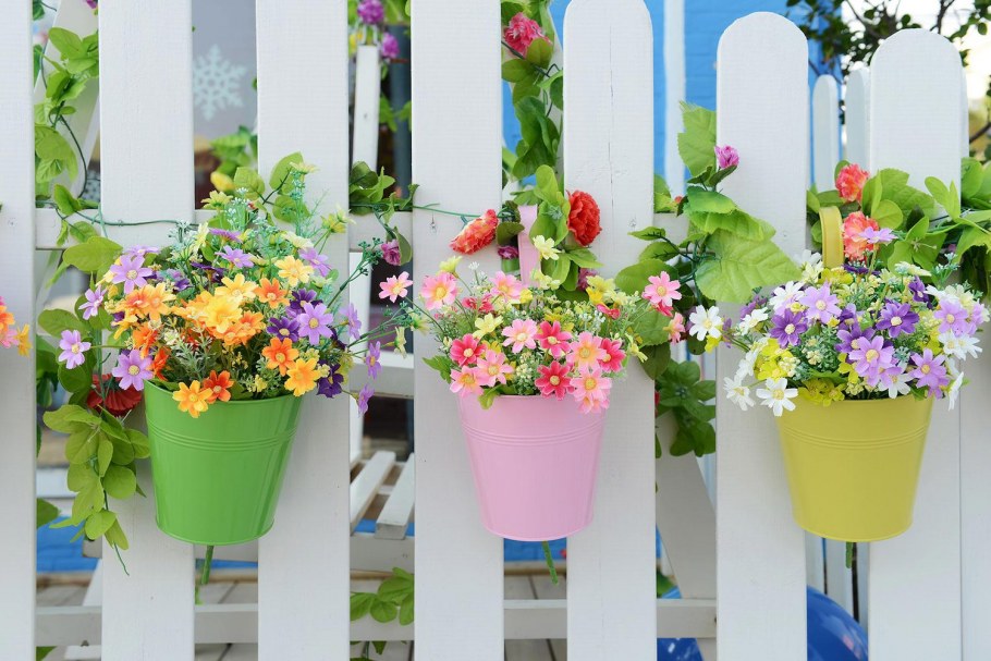 Забор в цветах