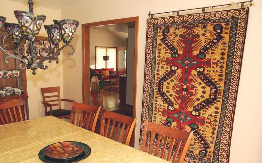 Ковёр на стену современный