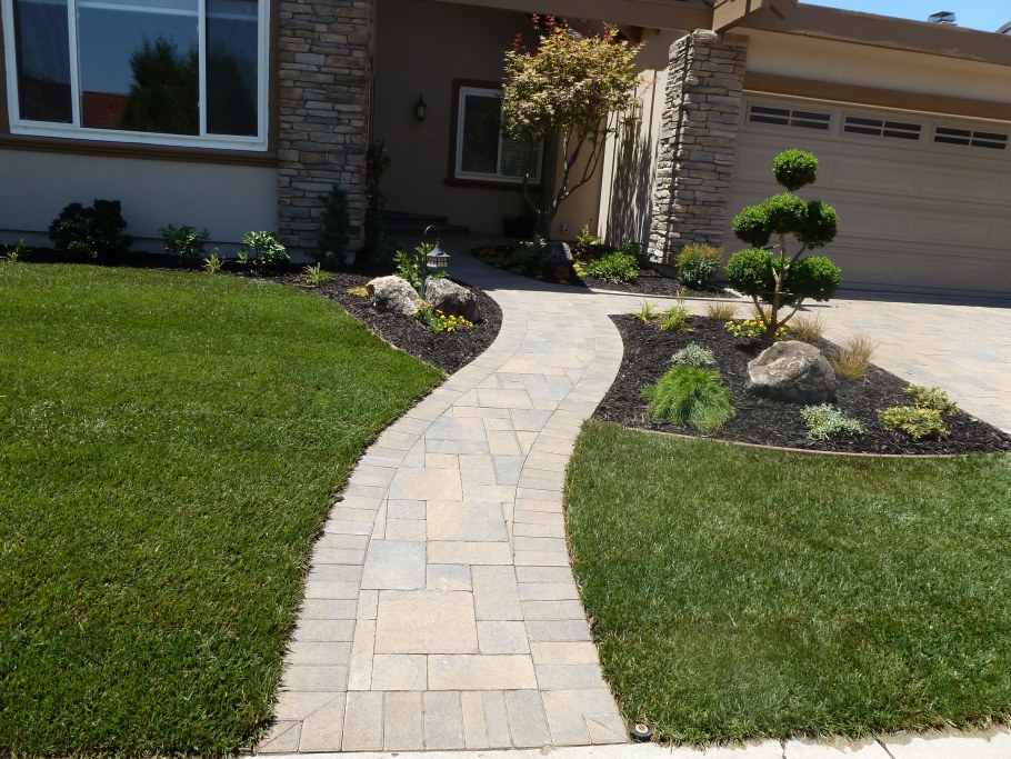 Дорожка к дому