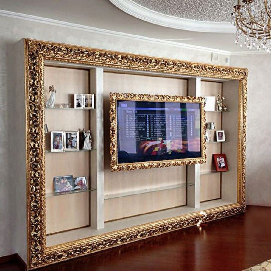 Телевизор в багете