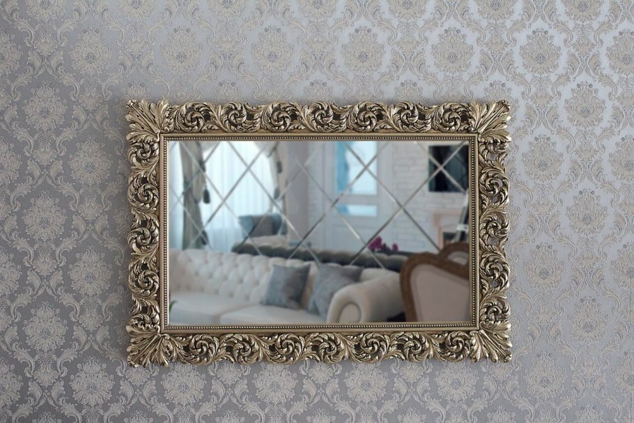 Электрические розетки и молдинги