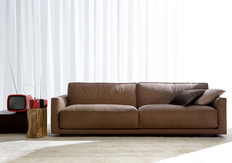 Мягкая кожаная мебель Италия