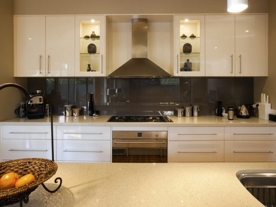 Цвет фартука для кухни