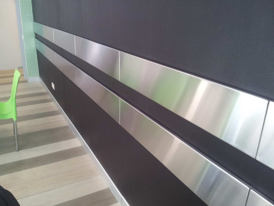 HPL отбойник венге 4мм(лист 3050х1320)