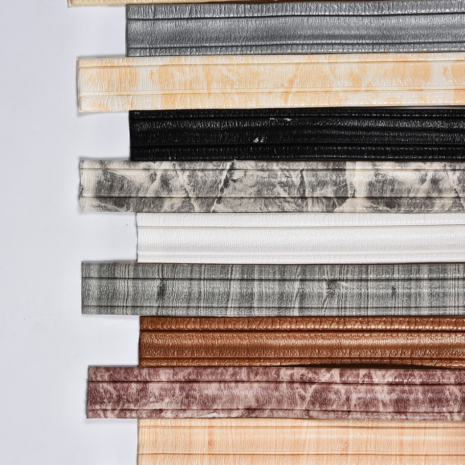 Клейкая лента для декора