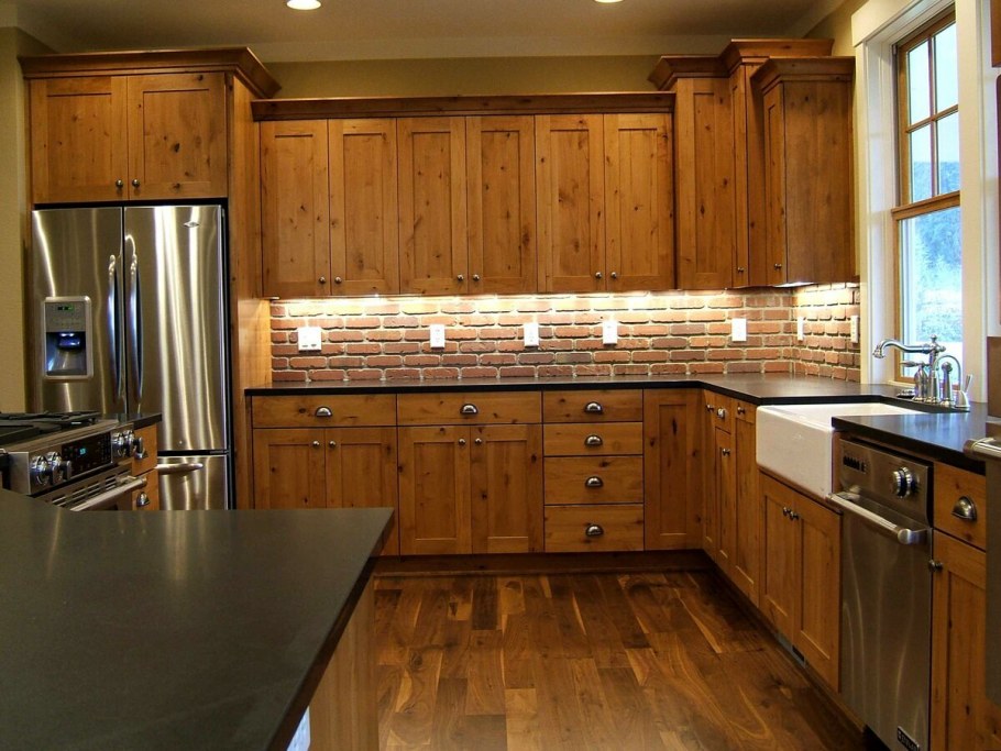 Фартук для кухни под дерево