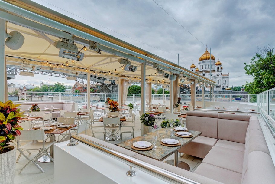 Пескаторе ресторан на Берсеневской набережной